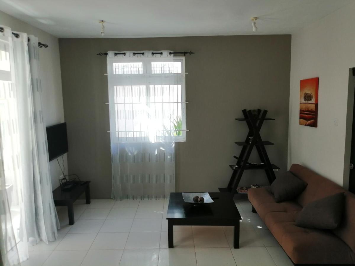 Seacret Bay Pereybere Beach Exterior foto
